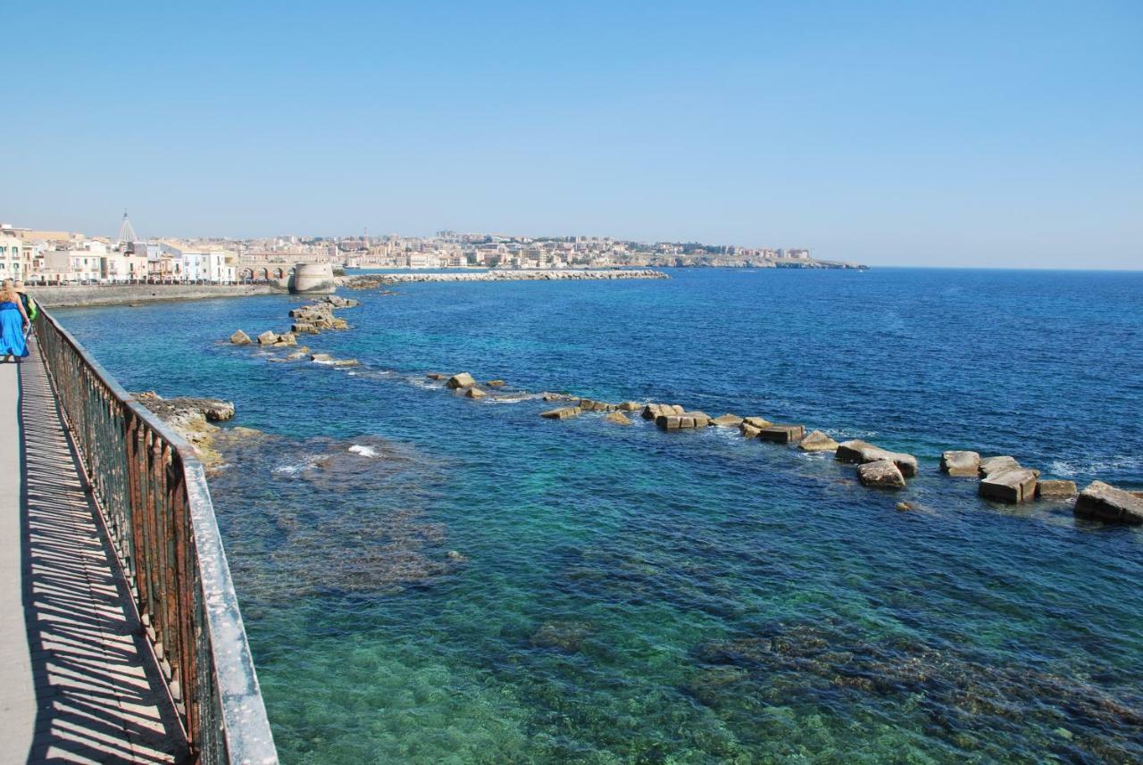 Apartament Ortigia Dreaming Syrakuzy Zewnętrze zdjęcie